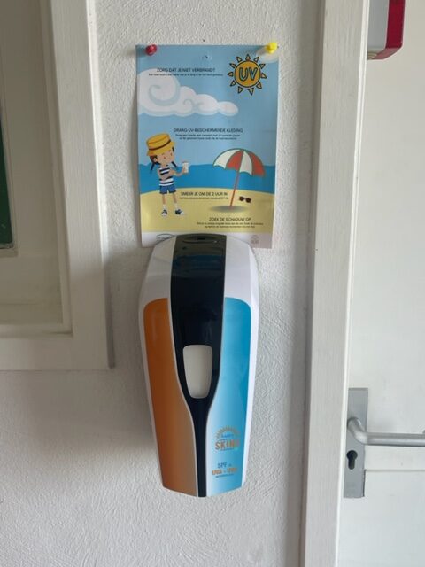 Zonnebrand dispenser tegen UV straling