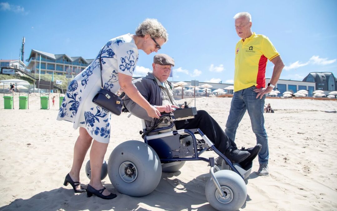 Elektrische strandrolstoel bij Bloemendaal aan Zee